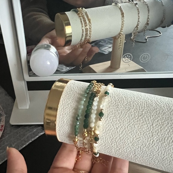 Handcrafted precious stone dainty bracelets - Picture 2 of 2